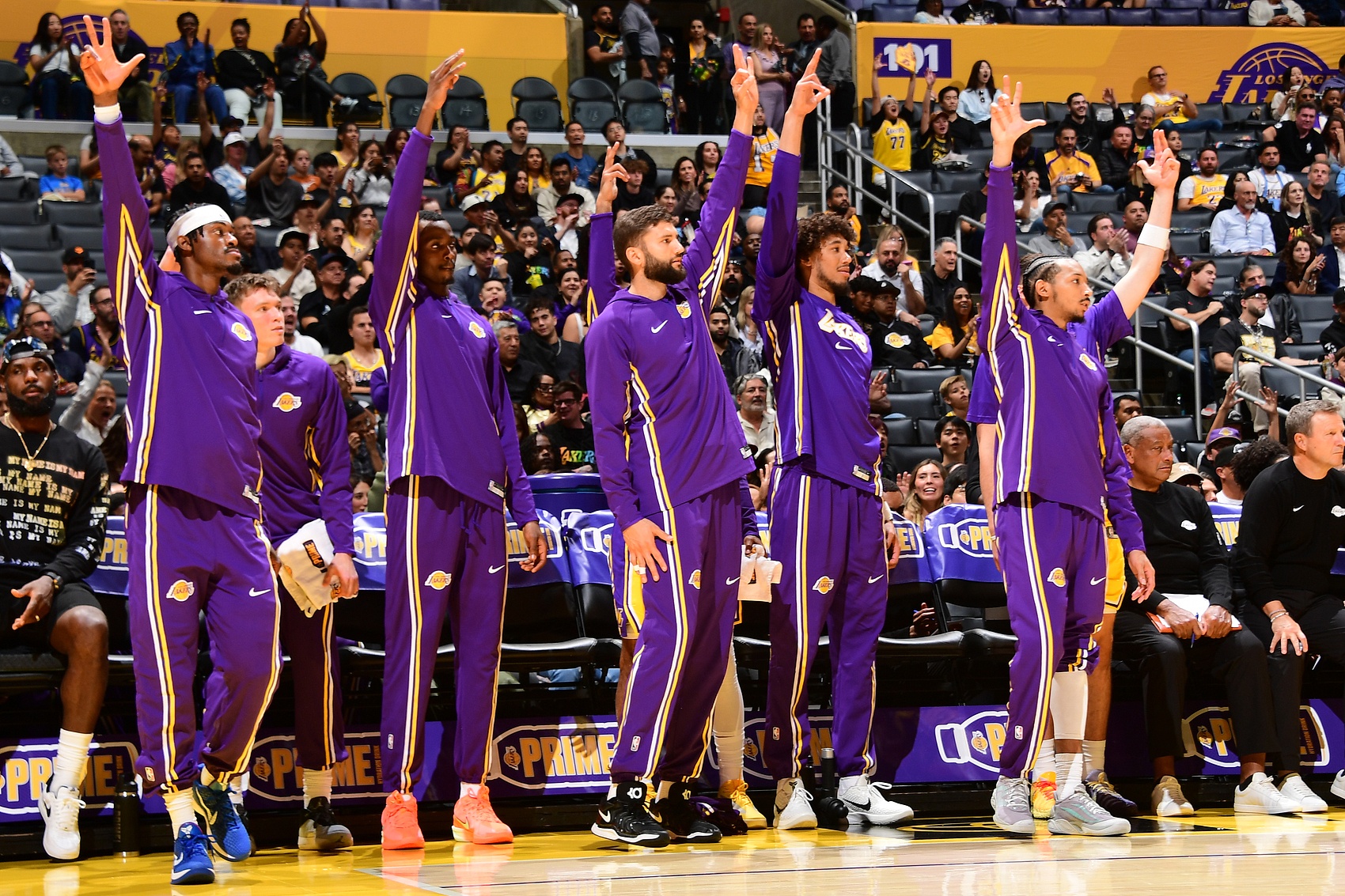 云开体育-雷迪克：球员们都在担心自己的未来和出手次数 这不是任何人的错